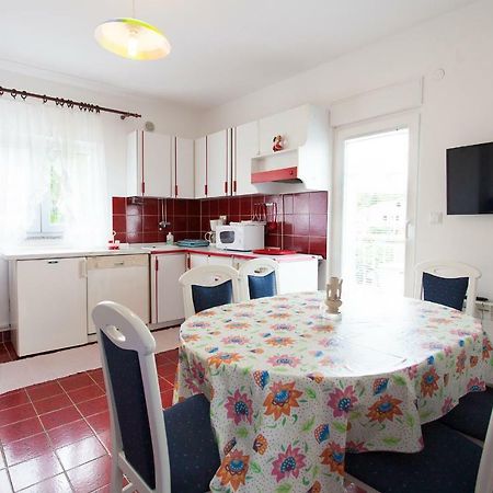 Apartman Kondic Omišalj Exterior foto