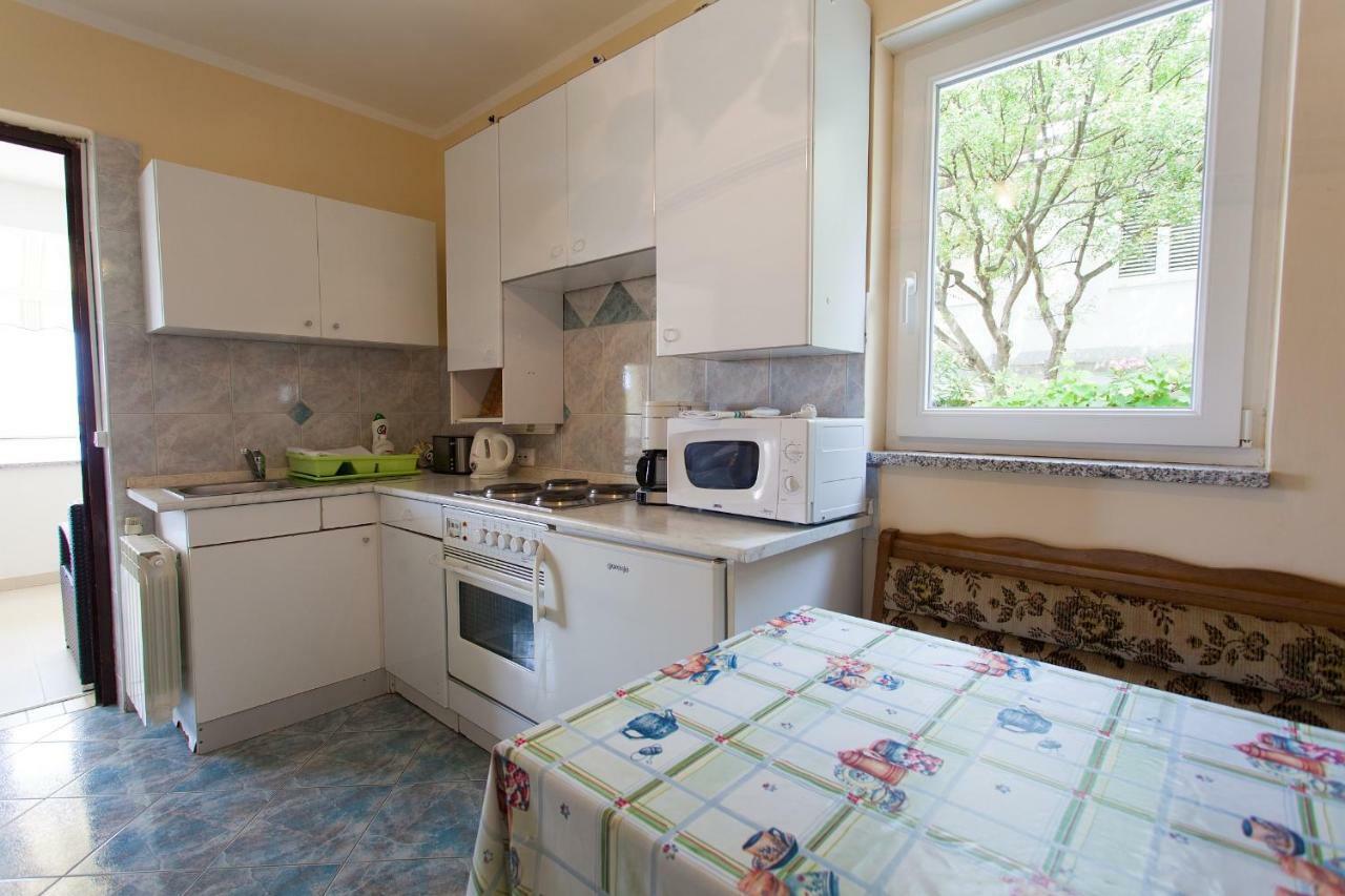 Apartman Kondic Omišalj Exterior foto